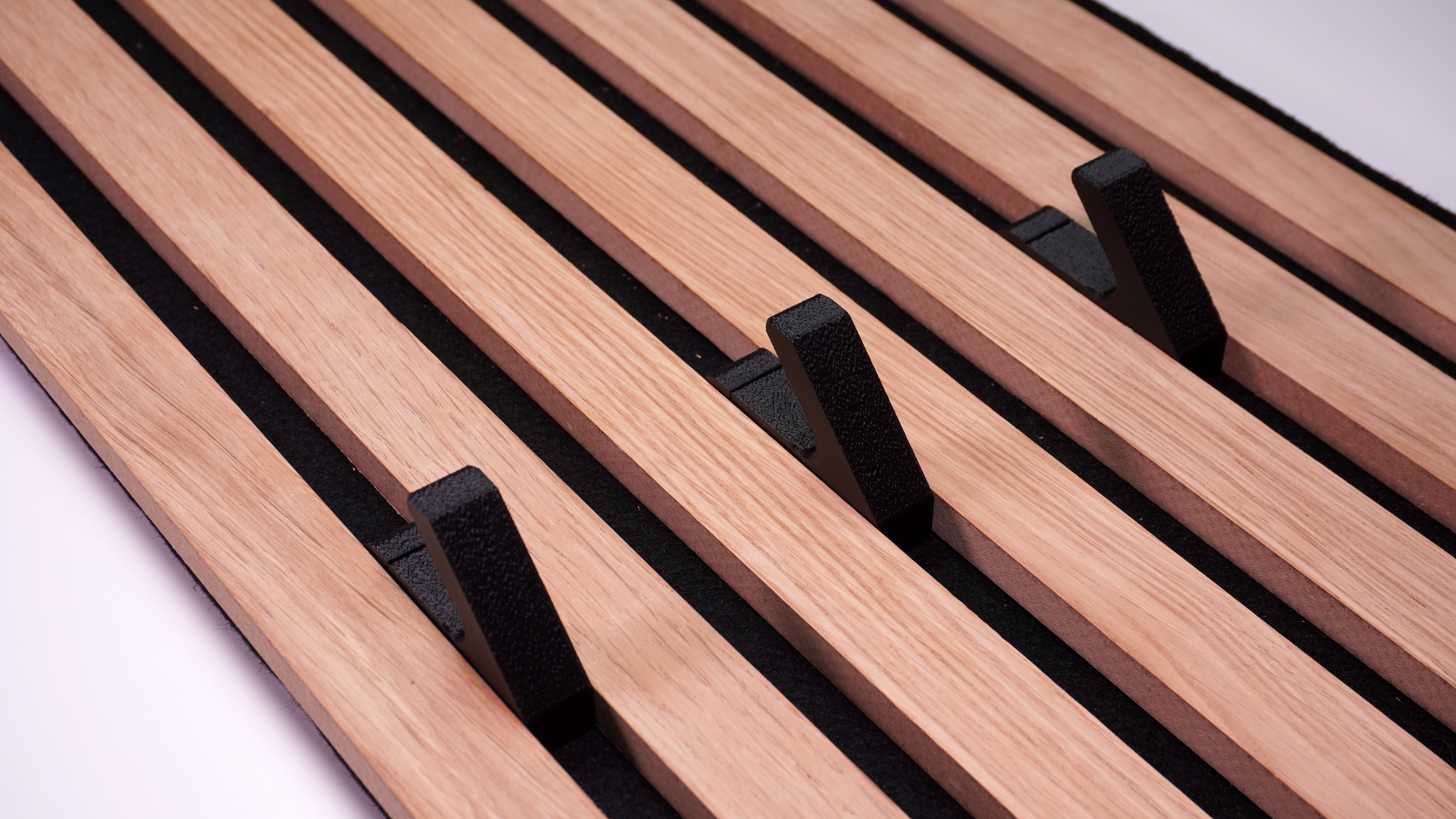 Haken für Akustikplatten – Angewinkelt – Pin-Lock – ohne Bohren